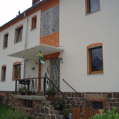 Tiny-Apartment-In-Gemuenden-An-Der-Wohra Gemunden an der Wohra Exterior foto